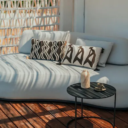 ベッド・アンド・ブレックファスト Methe 4*